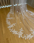Wedding lace veil • Royal bridal veil
